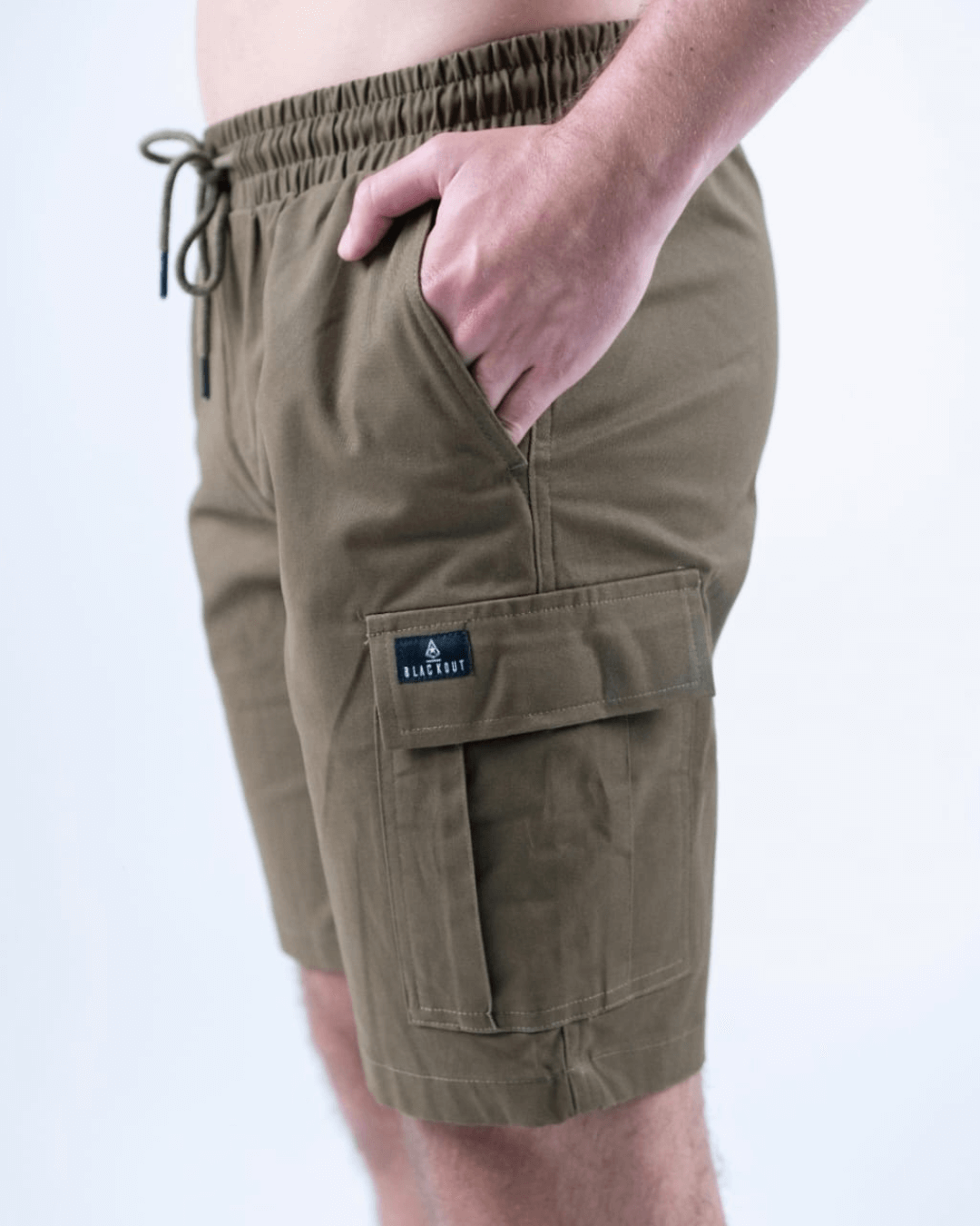 SHORT BLACKOUT CARGO VERDE MUSGO PARA CABALLERO