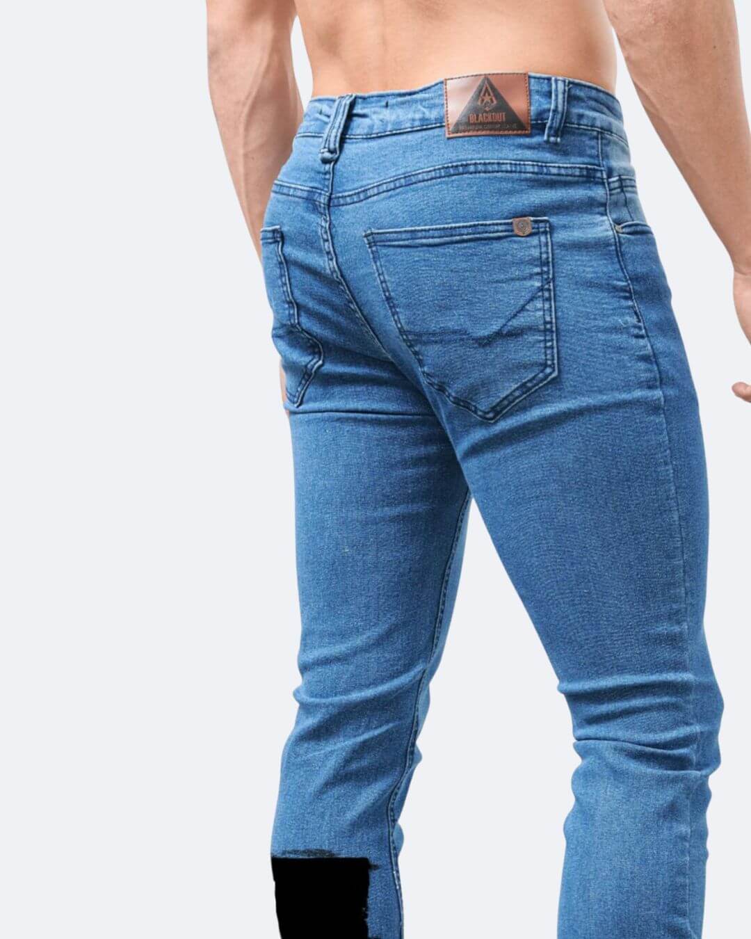 PANTALON BLACKOUT CELESTE