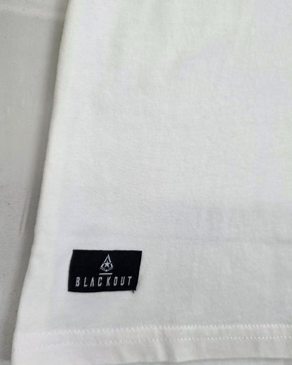 CAMISETA BLACKOUT OVERSIZE BLANCA