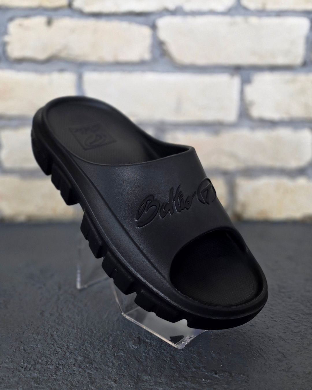 SANDALIA BOLTIO NEGRA PARA CABALLERO
