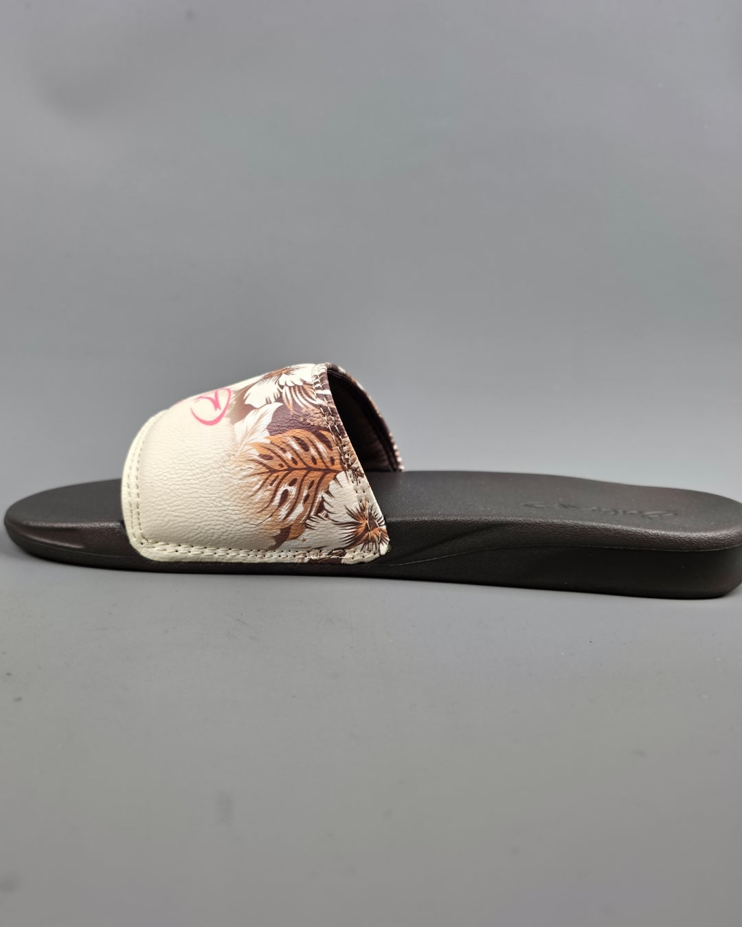 SANDALIA BOLTIO BEIGE PARA DAMA