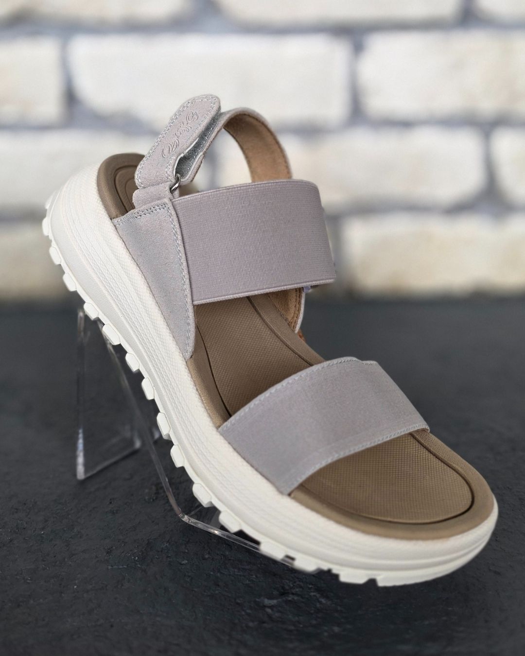 SANDALIA BOLTIO GRIS PARA DAMA