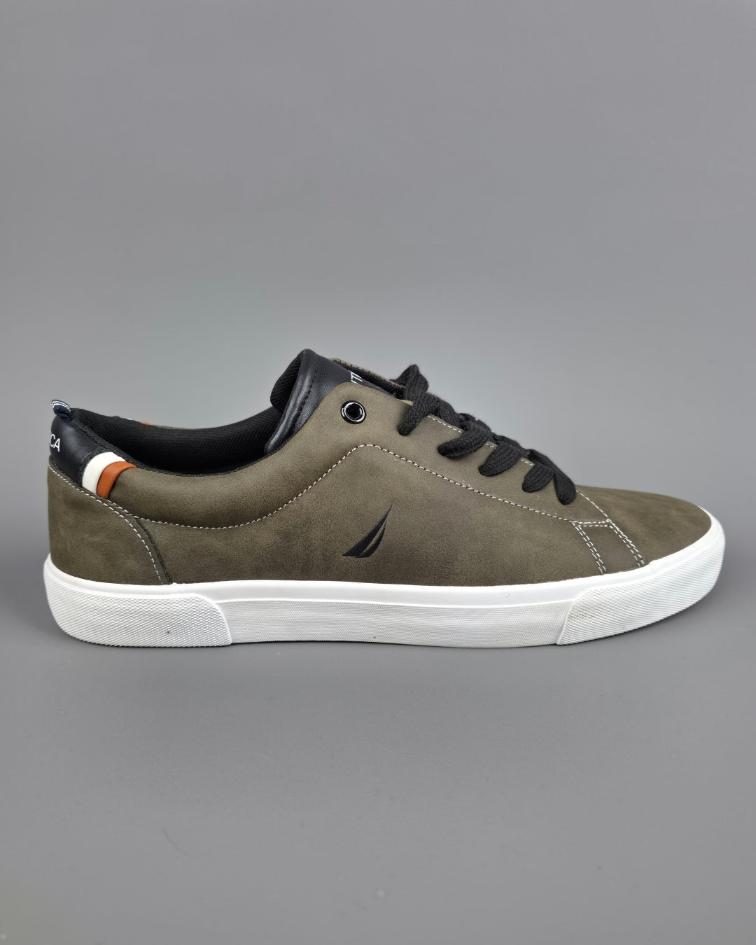 TENNIS NAUTICA CAFÉ PARA CABALLERO