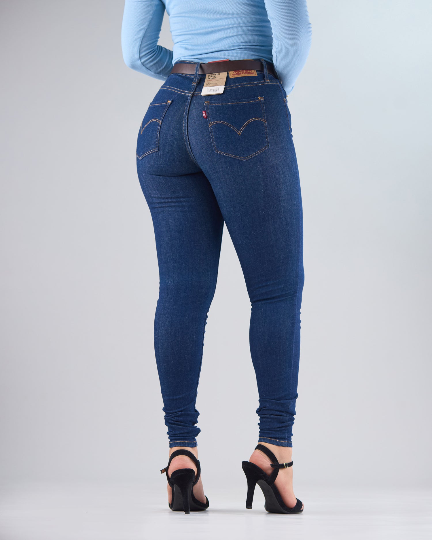 JEANS LEVIS 720 HIGH RISE SUPER SKINNY