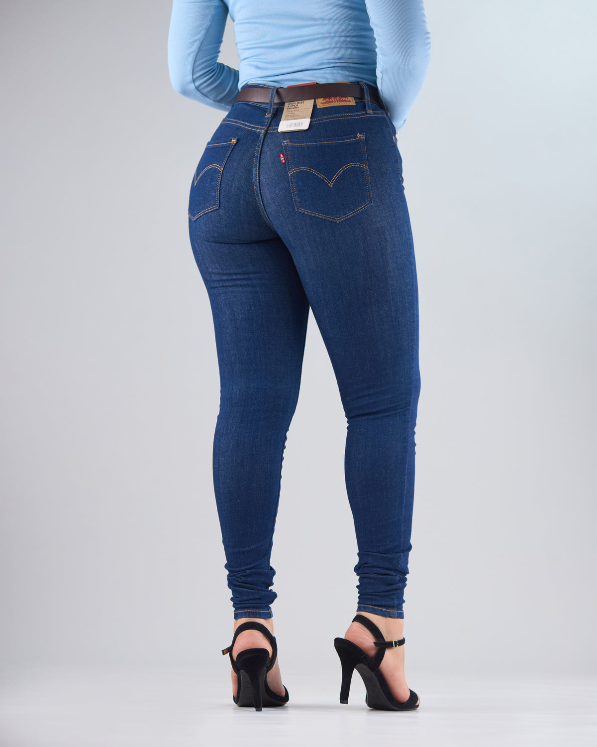 JEANS LEVIS 720 HIGH RISE SUPER SKINNY