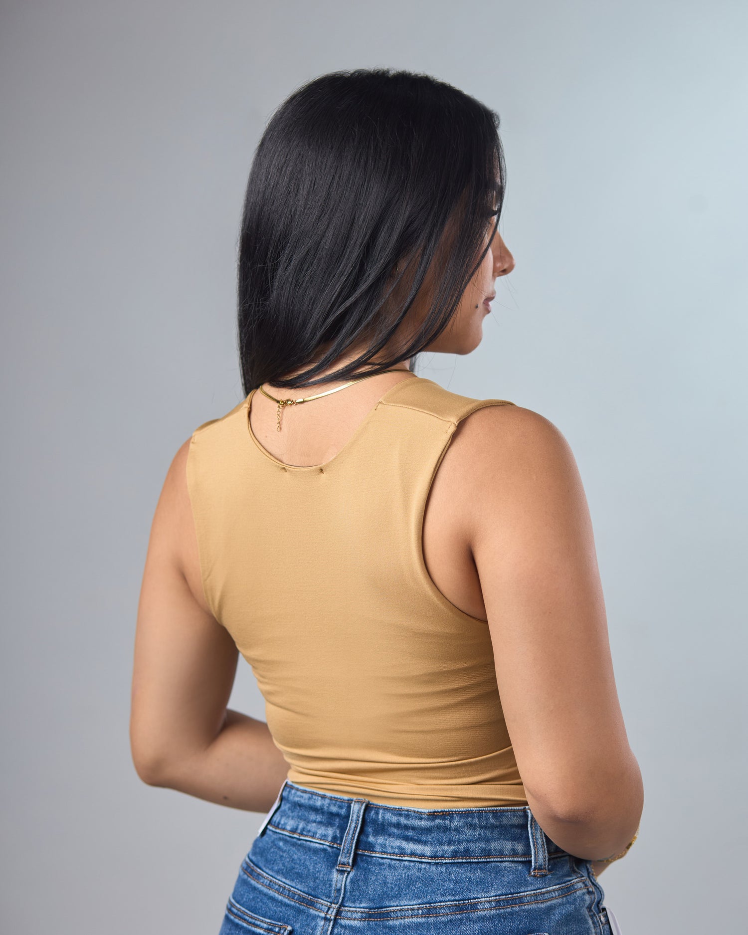 TOP DYNAMIC TIRANTE GRUESO CUELLO U