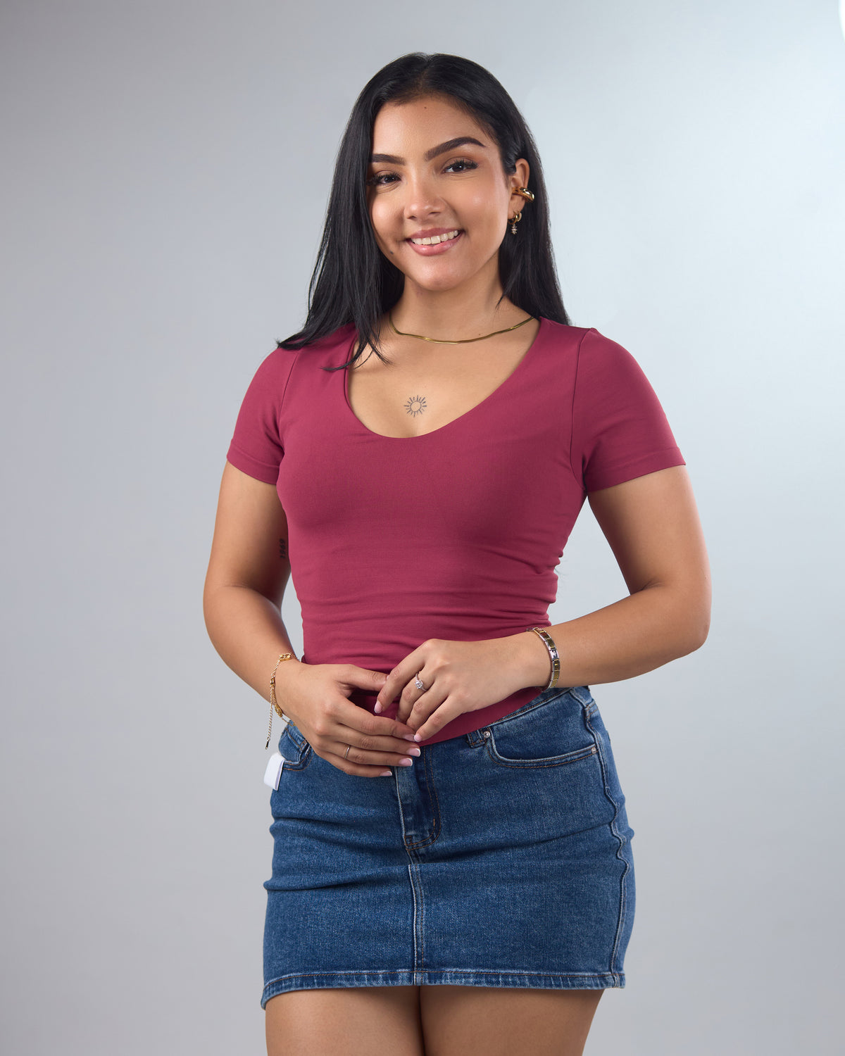 BLUSA DYNAMIC CUELLO V CON MANGAS