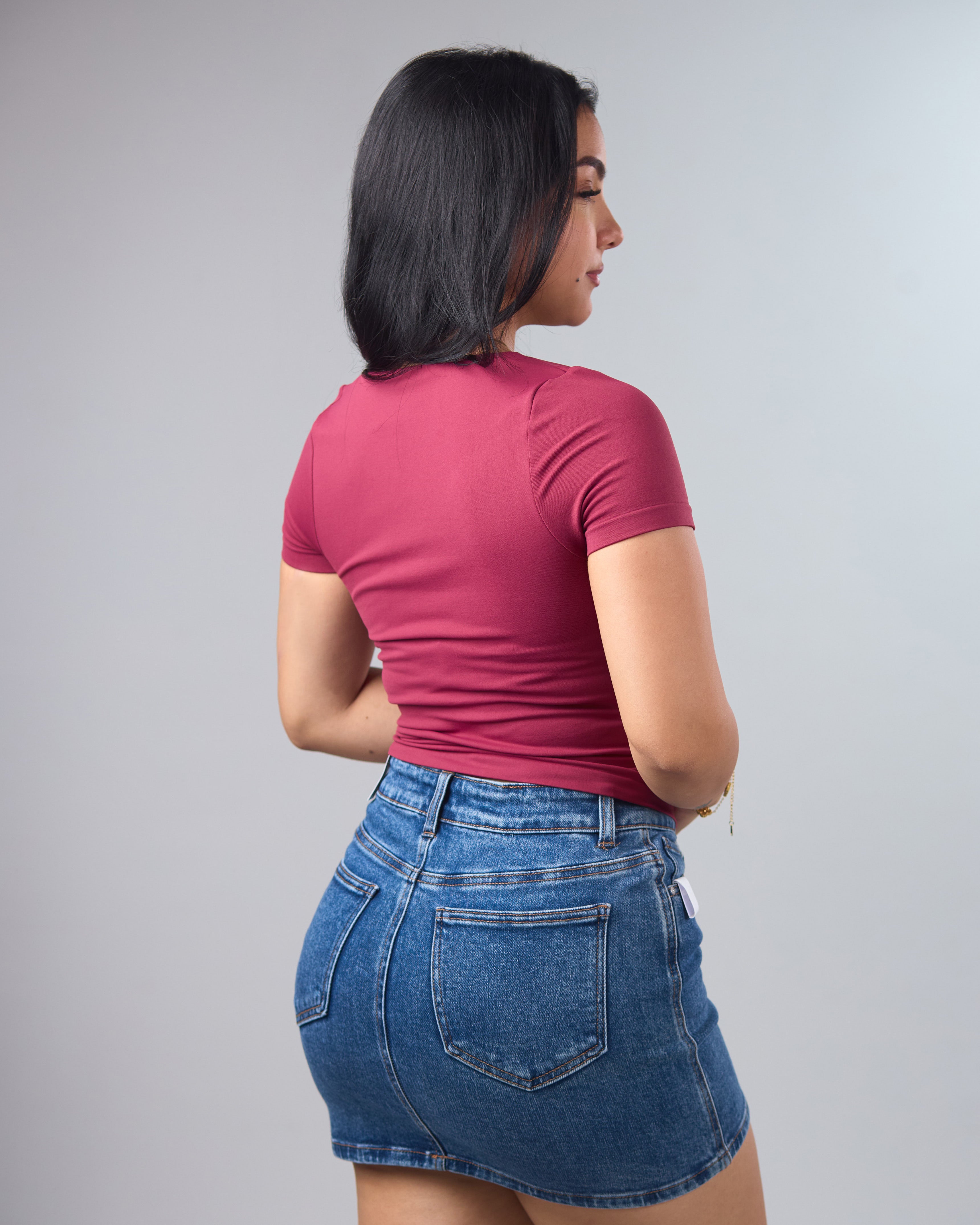 BLUSA DYNAMIC CUELLO V CON MANGAS