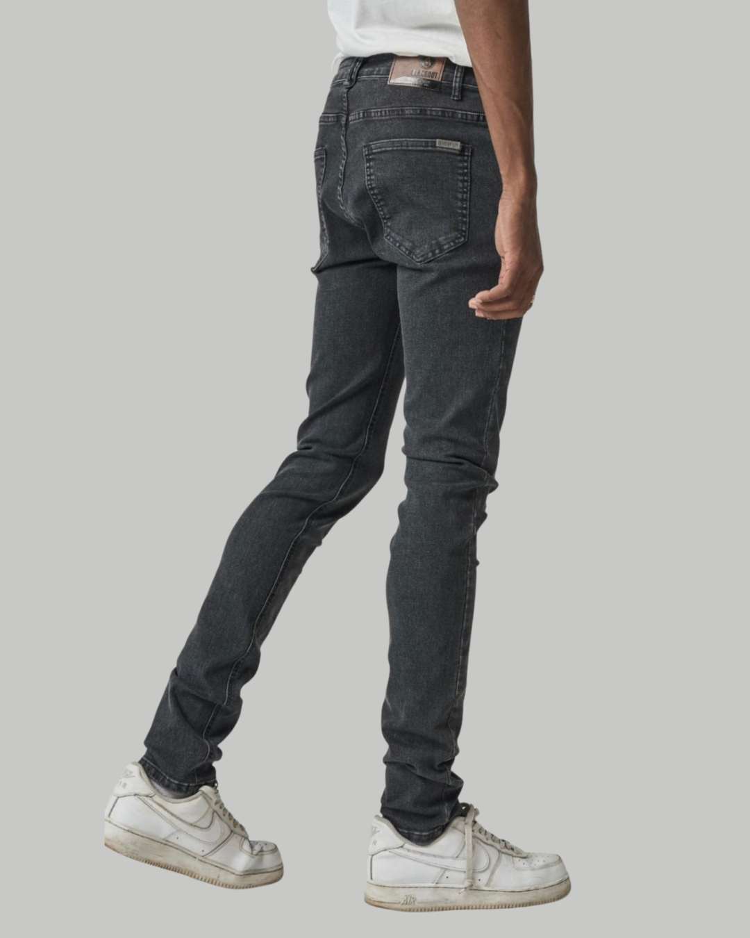 JEANS BLACKOUT NEGRO PARA CABALLERO