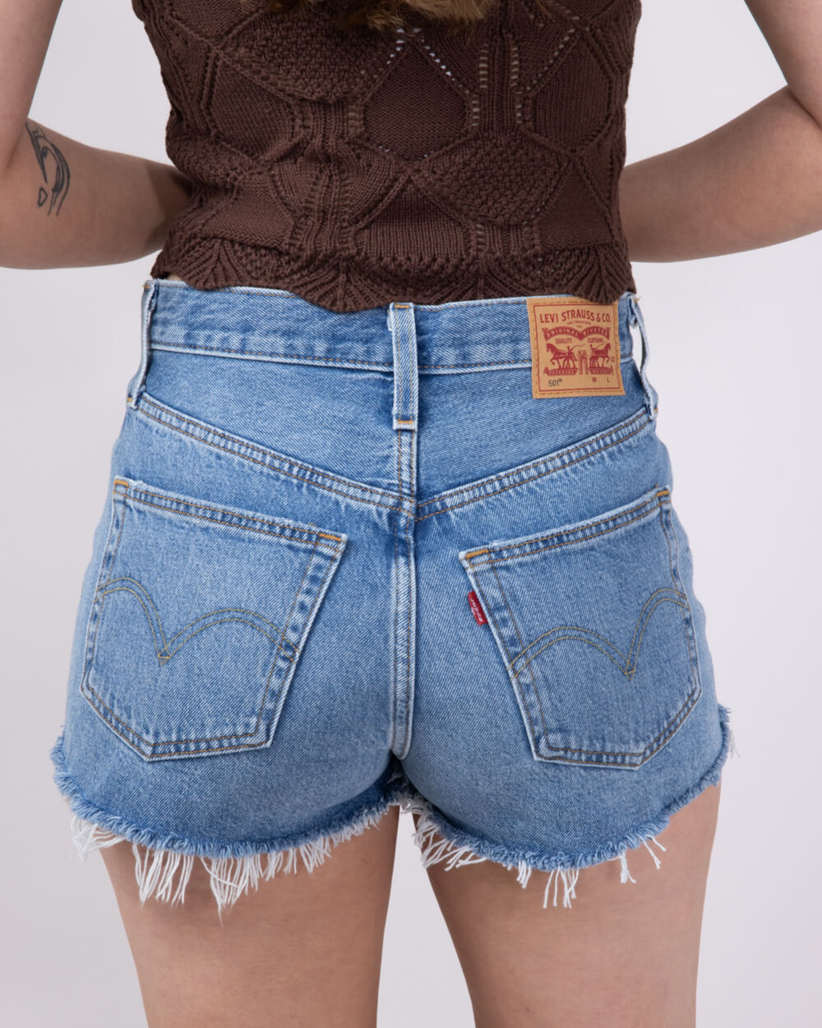 SHORT LEVI&