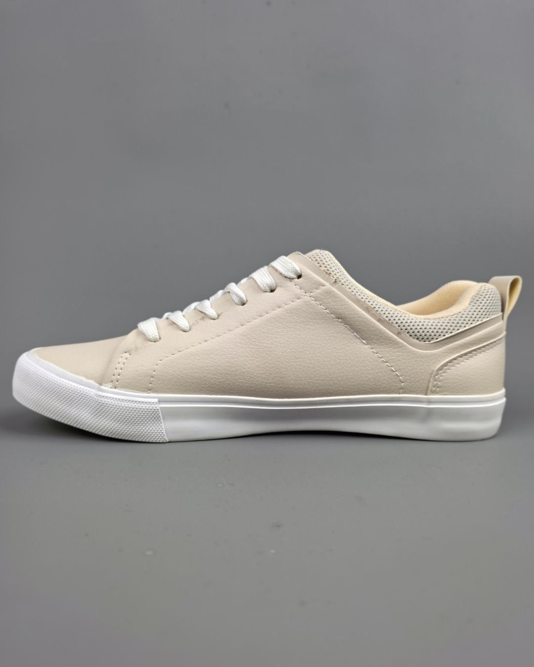 TENNIS NAUTICA BEIGE PARA DAMA