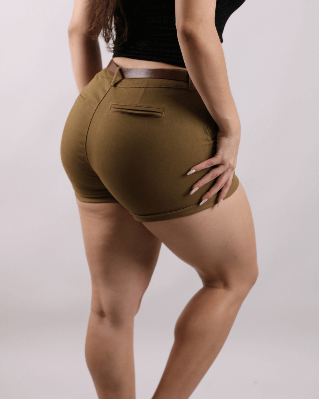 SHORT ACTIVE BASIC MARRÓN PARA DAMA