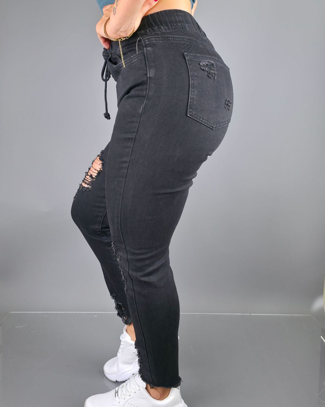 PANTALÓN YMI JOGGER NEGRO PARA DAMA