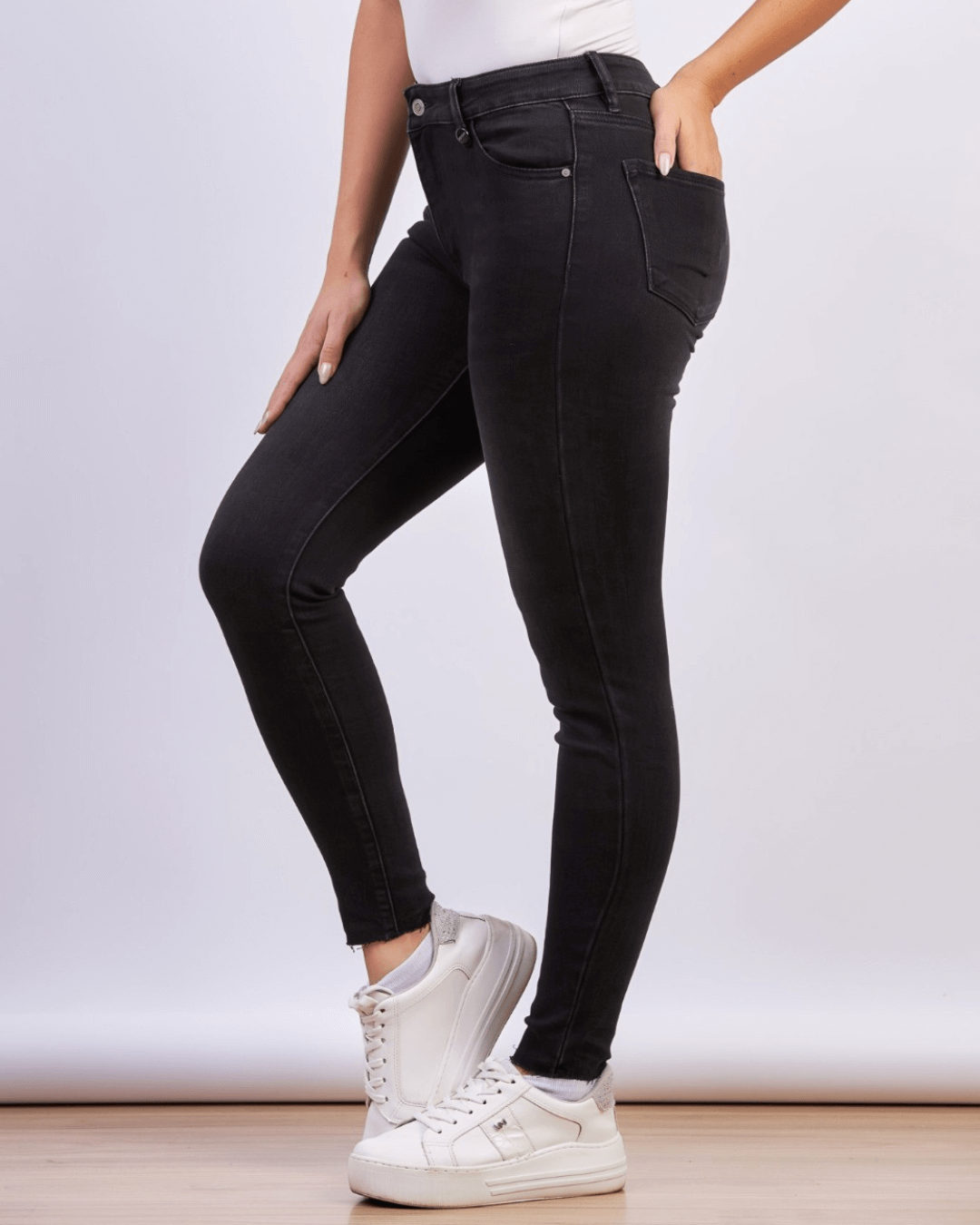 JEANS PSYCHO SIXTEEN NEGRO PARA DAMA