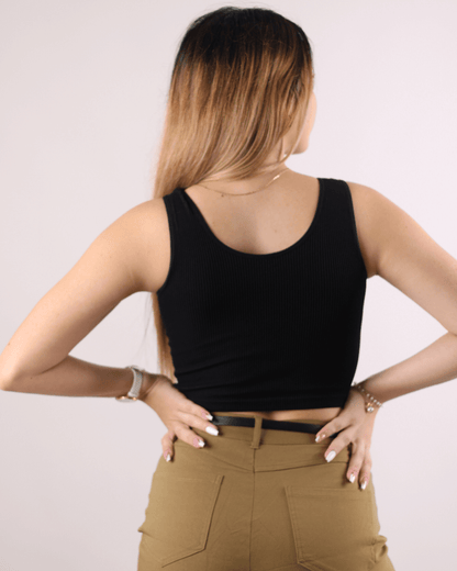 TOP ACTIVE BASIC NEGRA PARA DAMA