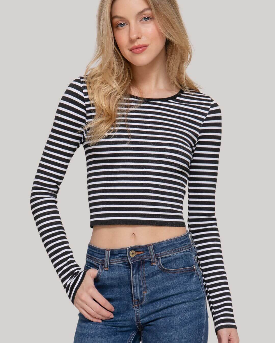 SWEATER ACTIVE NEGRA