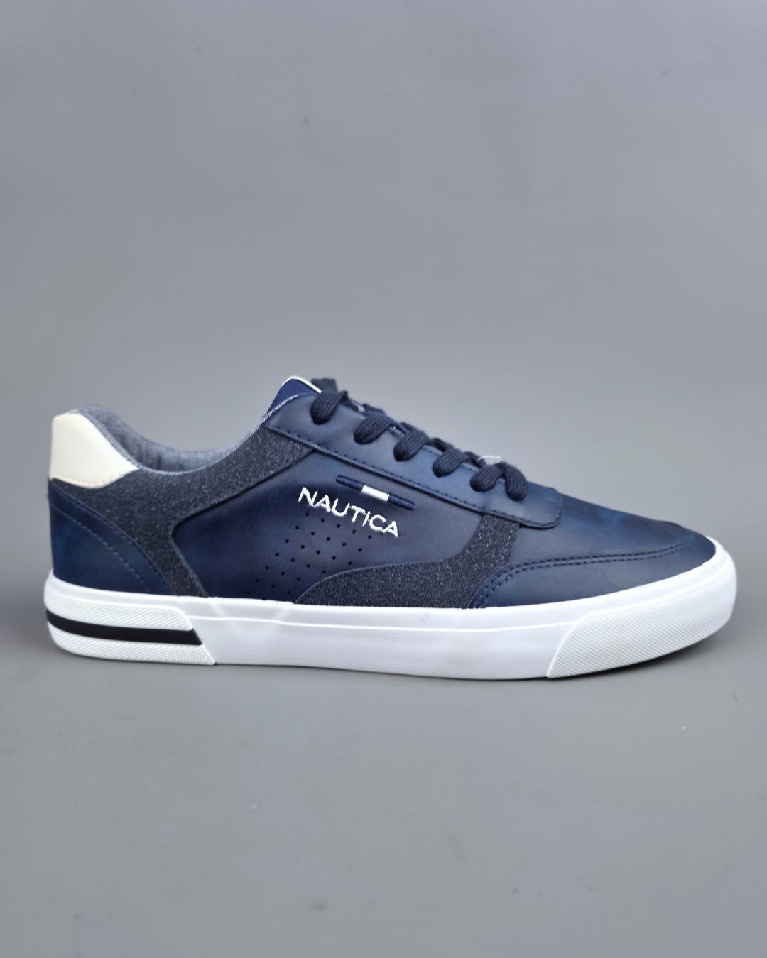 TENNIS NAUTICA AZUL OSCURO PARA CABALLERO